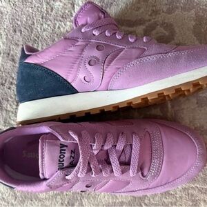 Saucony Lavender Athletic Shoes